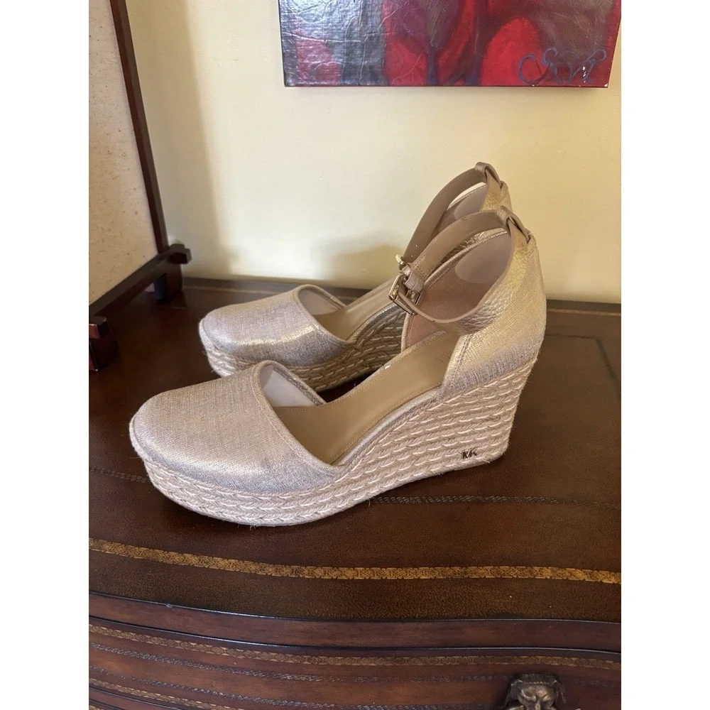 Michael Kors Women's Size 10 Metallic Gold Juniper Espadrille Wedge Sandals